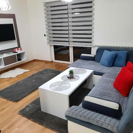 Apartman Bulevar Sarajevo - Free Parking Dış mekan fotoğraf