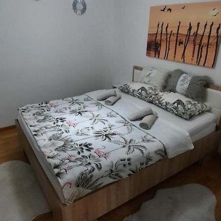 Apartman Bulevar Sarajevo - Free Parking Dış mekan fotoğraf