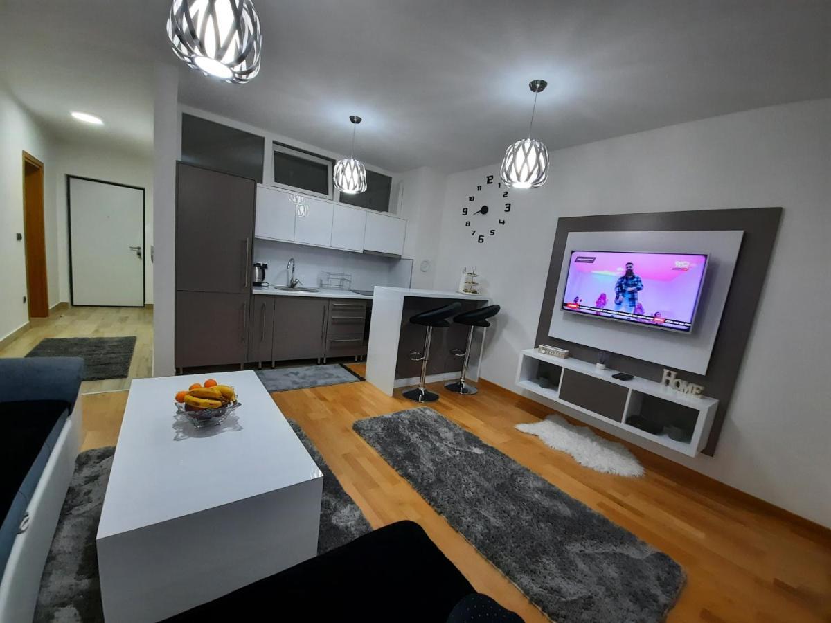 Apartman Bulevar Sarajevo - Free Parking Dış mekan fotoğraf