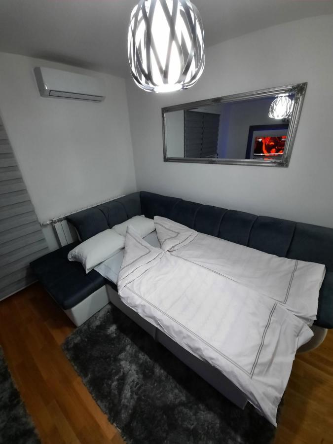 Apartman Bulevar Sarajevo - Free Parking Dış mekan fotoğraf