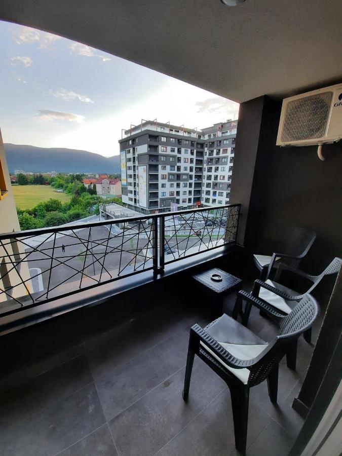 Apartman Bulevar Sarajevo - Free Parking Dış mekan fotoğraf