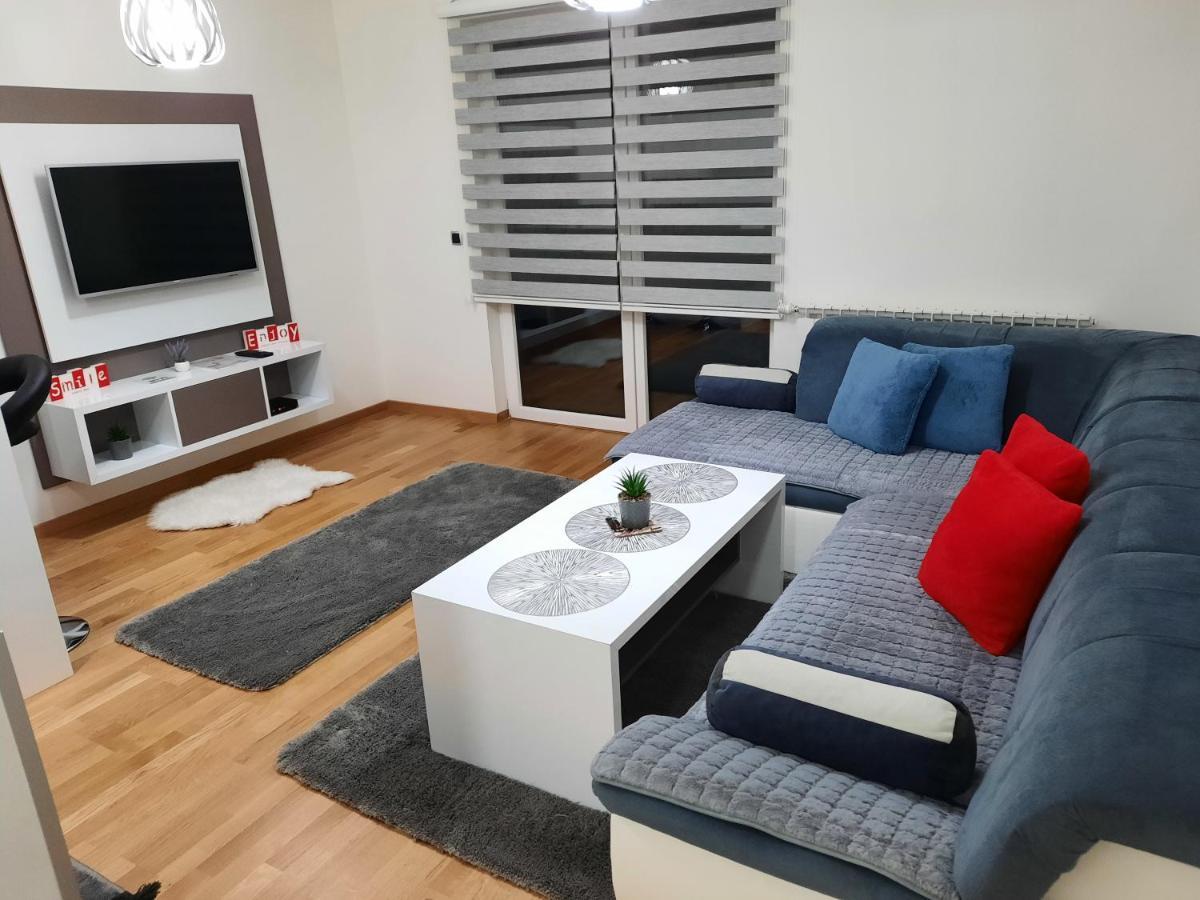 Apartman Bulevar Sarajevo - Free Parking Dış mekan fotoğraf