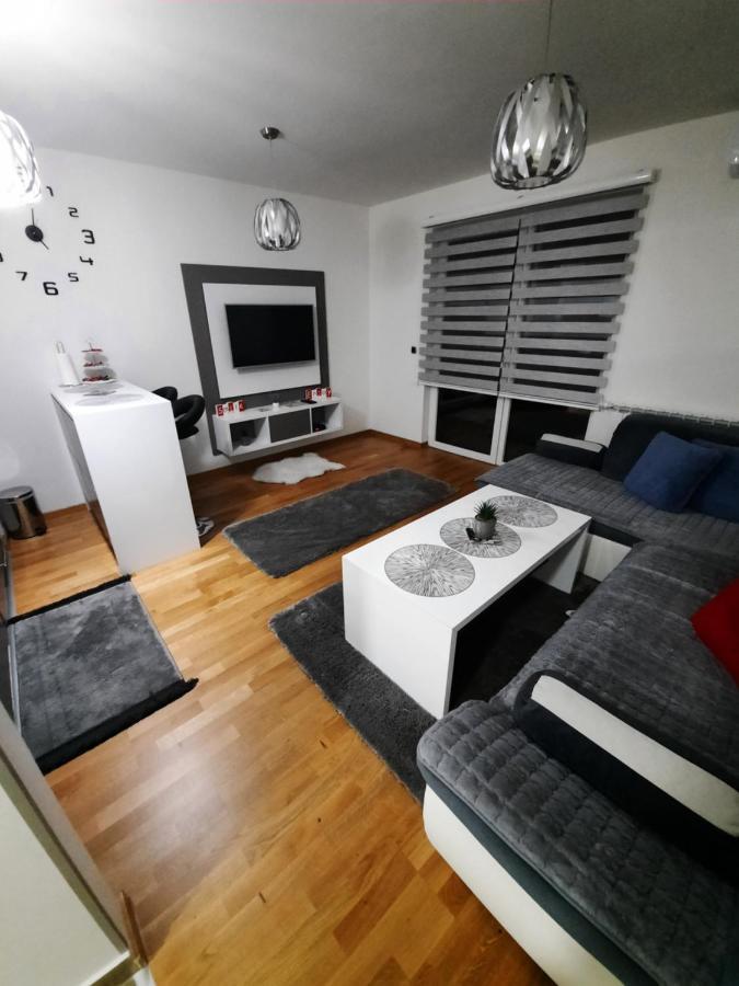 Apartman Bulevar Sarajevo - Free Parking Dış mekan fotoğraf